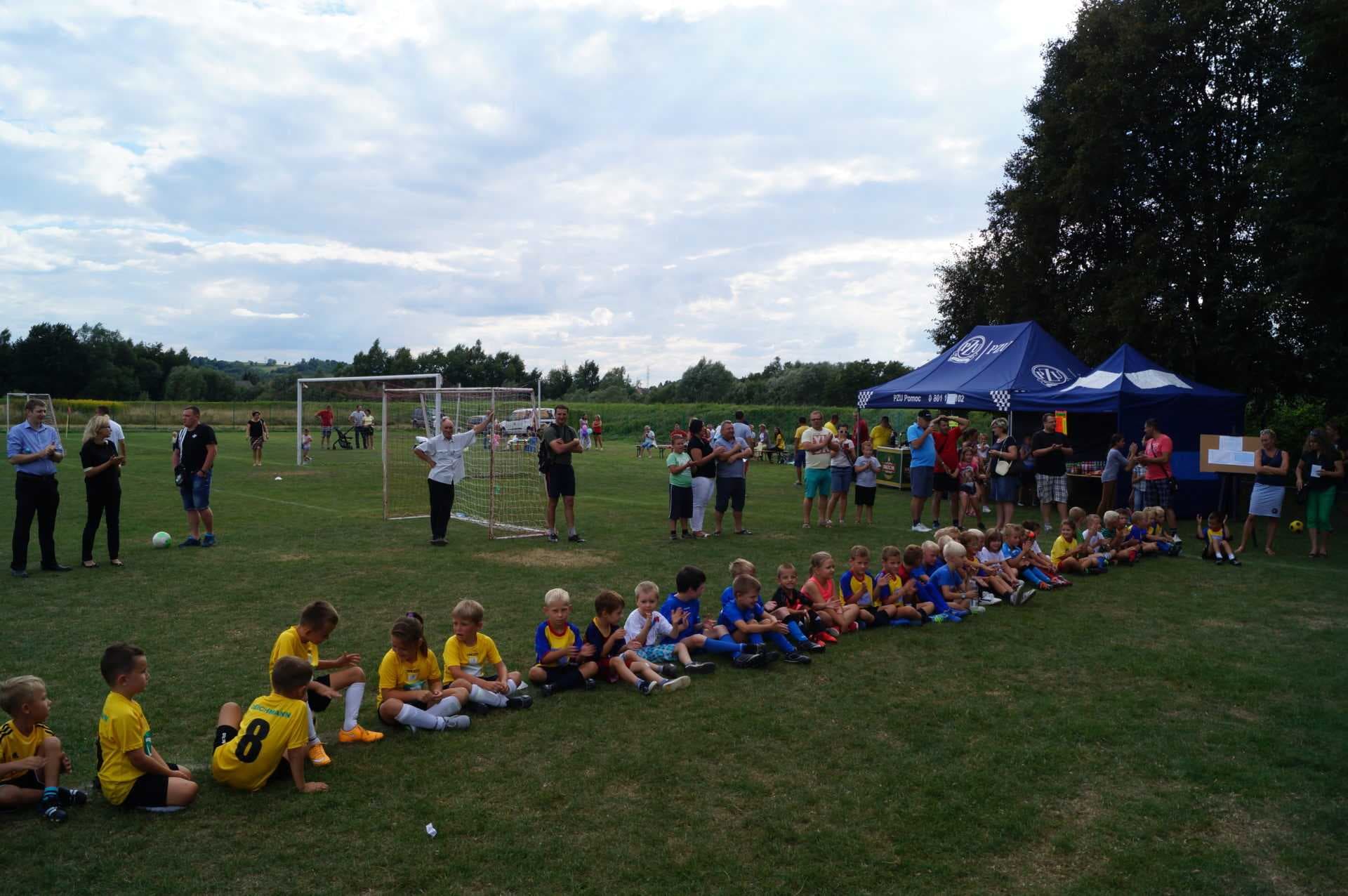 Piłkarski Piknik Rodzinny-''Sportowe pożegnanie lata''(23.08.2015)