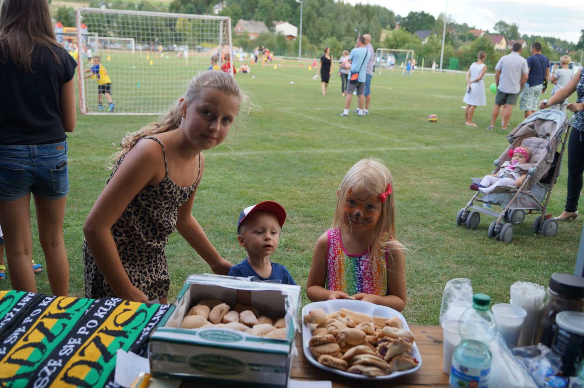 Piłkarski Piknik Rodzinny-''Sportowe pożegnanie lata''(23.08.2015)