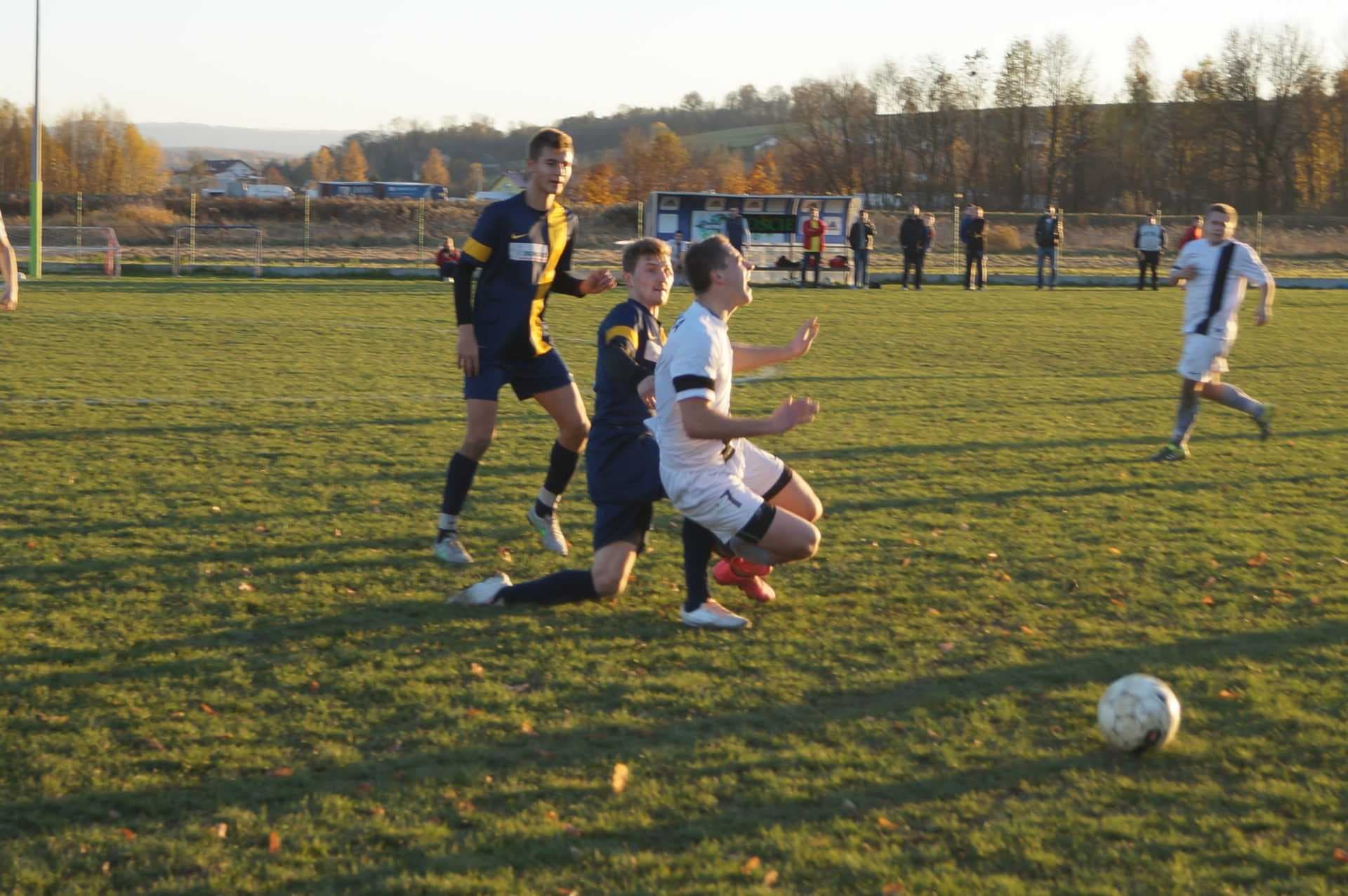 Radziszowianka - Cedronka Wola Radziszowska: 4 - 2