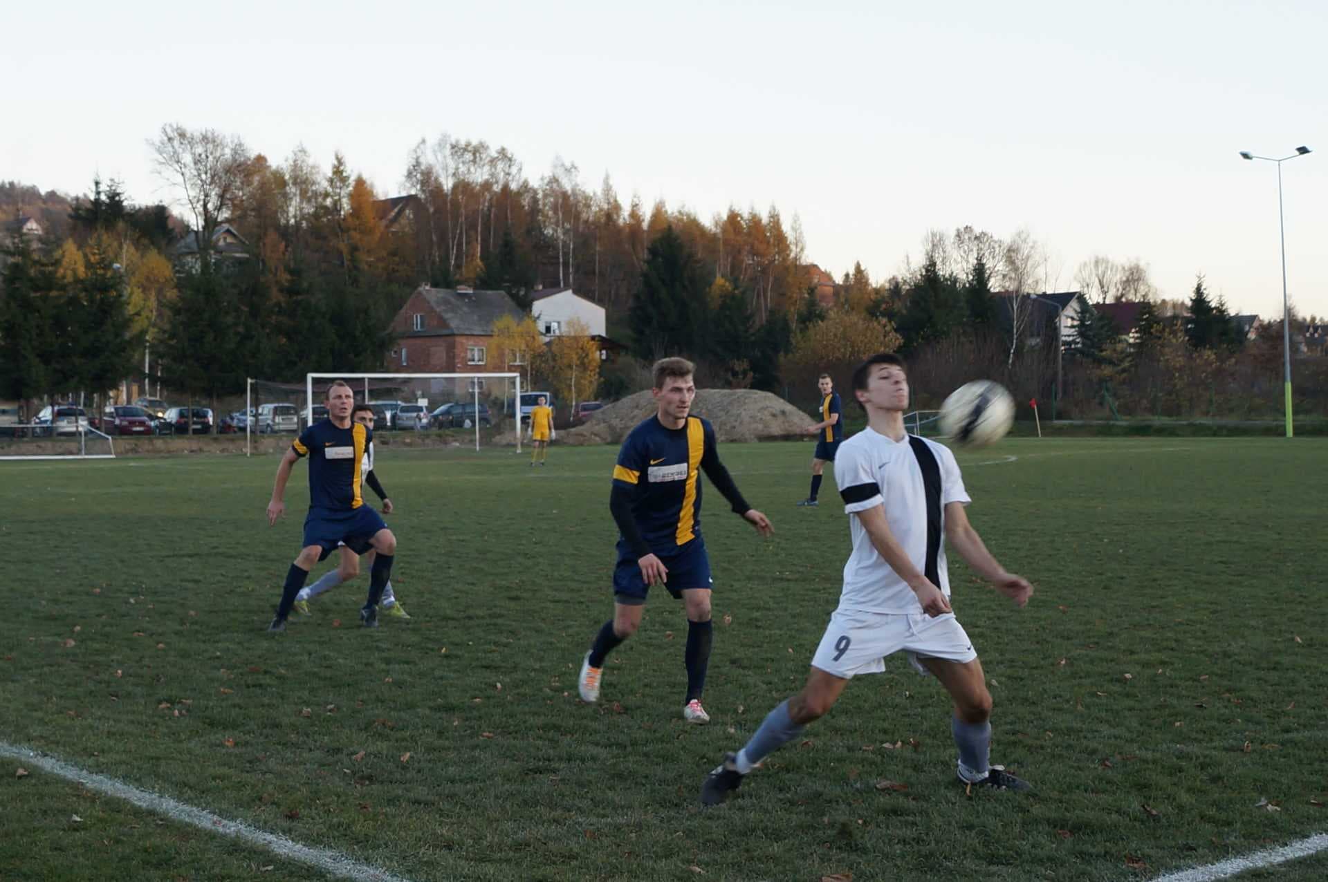 Radziszowianka - Cedronka Wola Radziszowska: 4 - 2