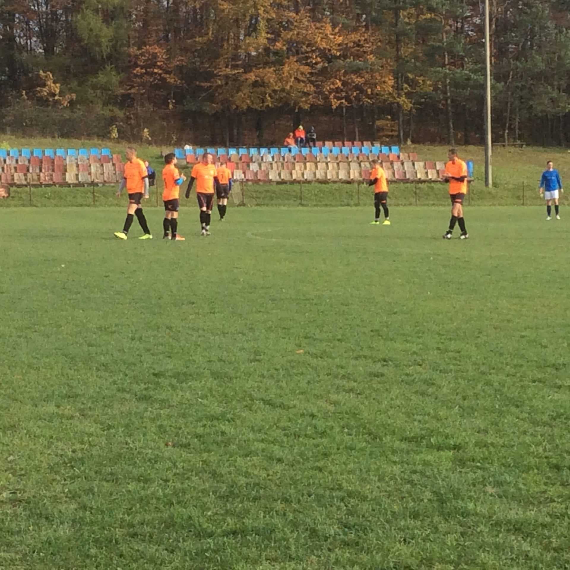 Błękitni Czułówek - Radziszowianka II: 1-2