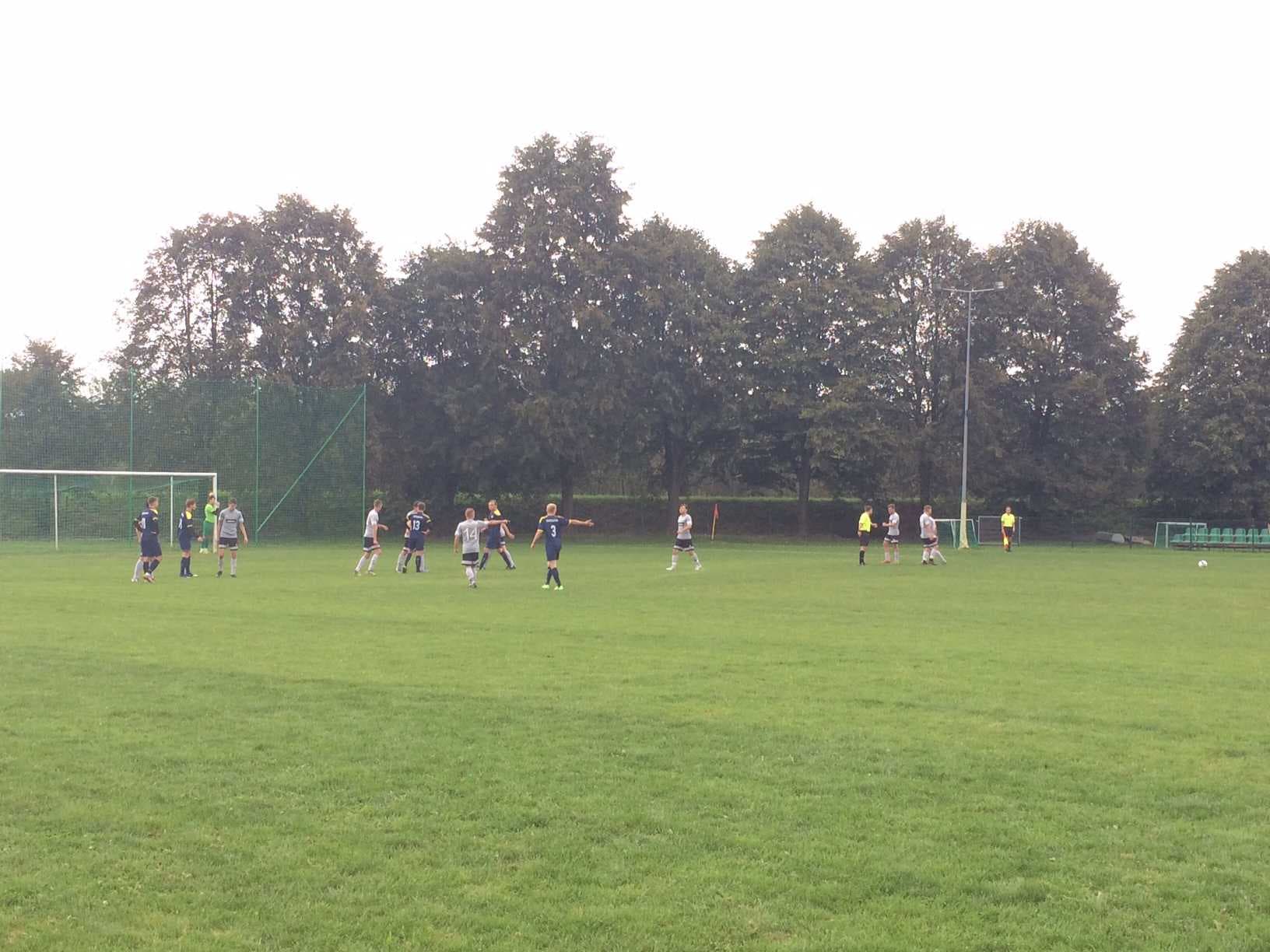 Radziszowianka - Karpaty Siepraw: 2-1