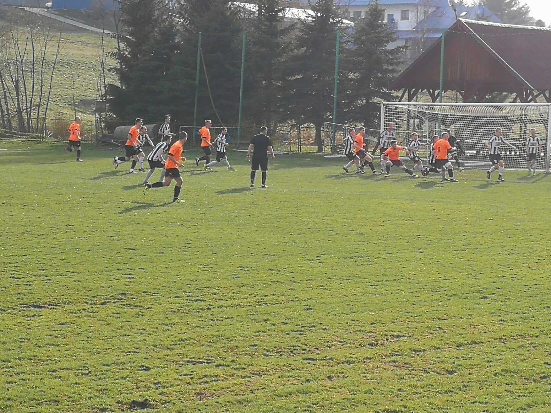 Karpaty Siepraw - Radziszowianka: 2-2
