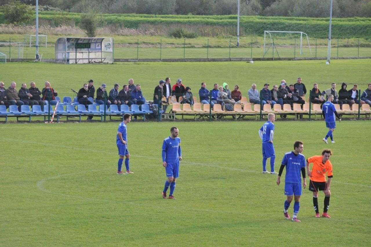 Radziszowianka - Czarni Staniątki: 0-0