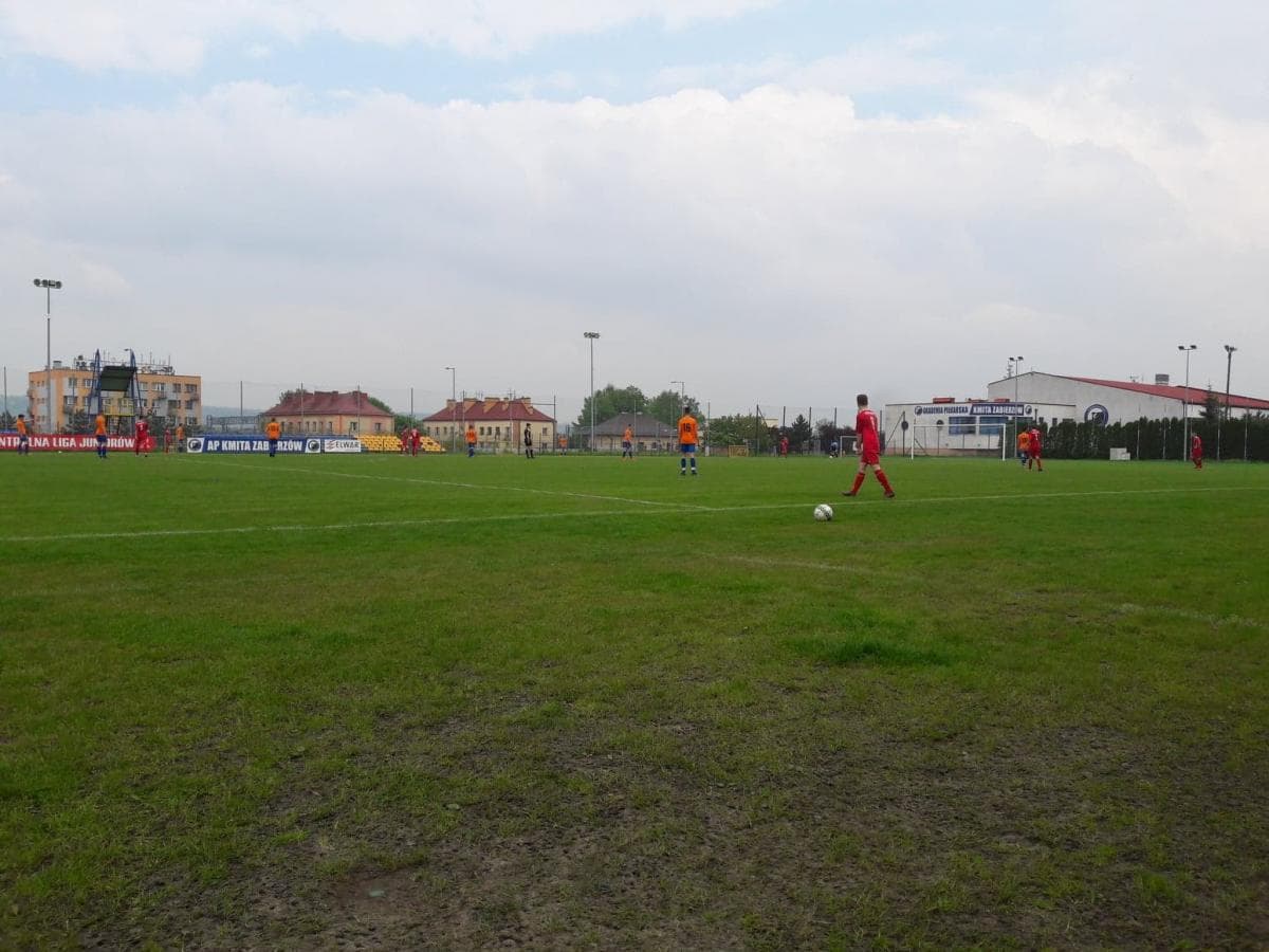 Juniorzy: Kmita - Radziszowianka — zdjęcie 1