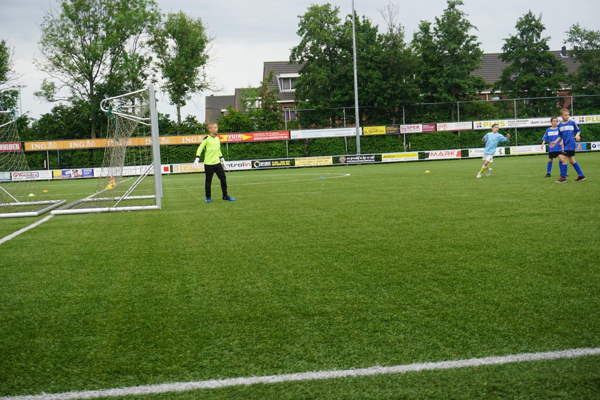 Relacja z wyjazdu na turniej do  Holandii :MEMORIAL CUP COEN MOULIJN, Holandia. U9,10 - 07.06 - 09.06 — zdjęcie 24