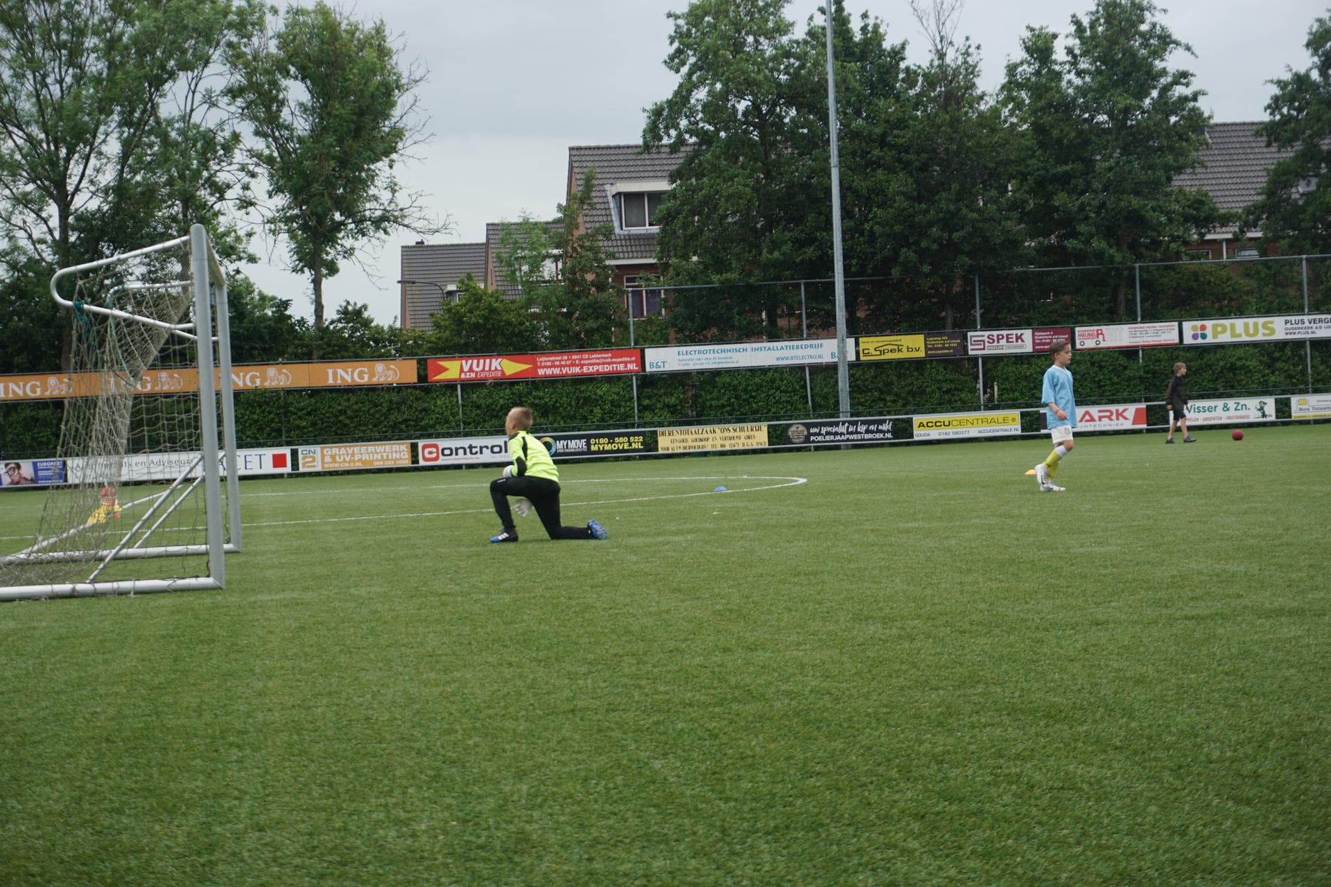 Relacja z wyjazdu na turniej do  Holandii :MEMORIAL CUP COEN MOULIJN, Holandia. U9,10 - 07.06 - 09.06 — zdjęcie 30