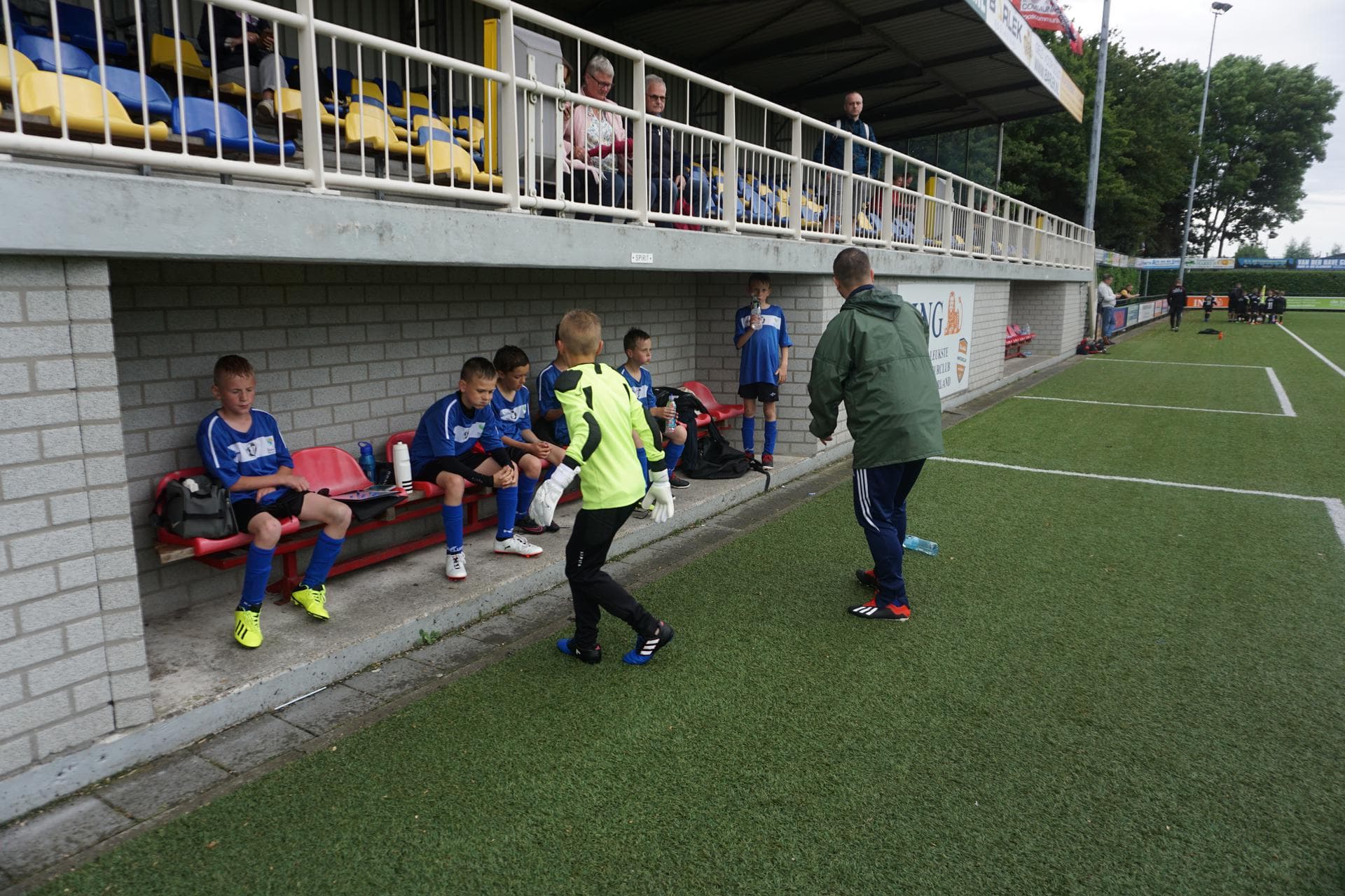 Relacja z wyjazdu na turniej do  Holandii :MEMORIAL CUP COEN MOULIJN, Holandia. U9,10 - 07.06 - 09.06 — zdjęcie 38