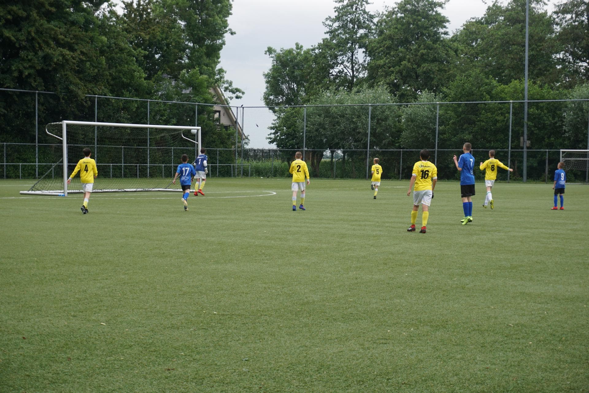 Relacja z wyjazdu na turniej do  Holandii :MEMORIAL CUP COEN MOULIJN, Holandia. U9,10 - 07.06 - 09.06 — zdjęcie 57