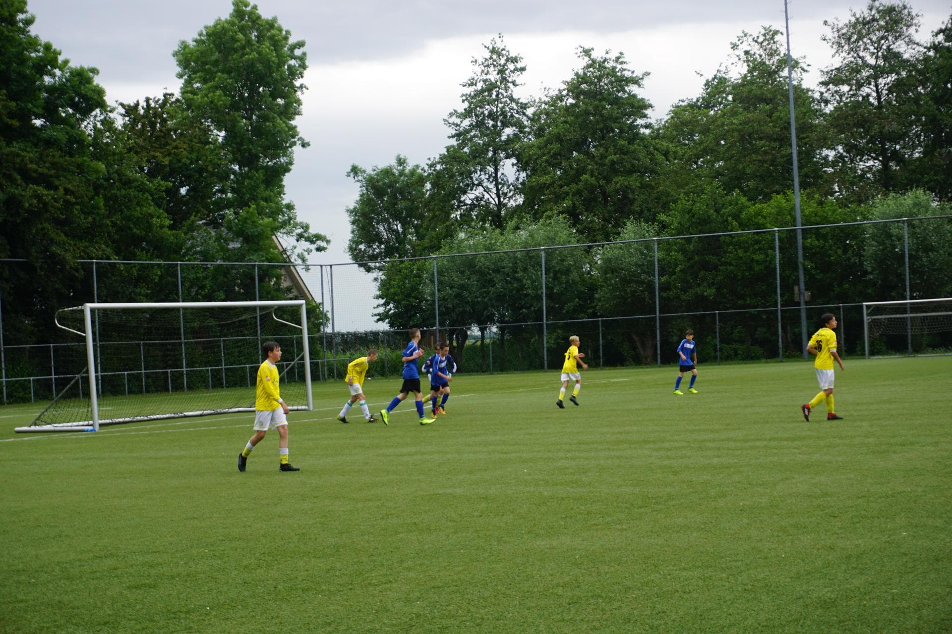Relacja z wyjazdu na turniej do  Holandii :MEMORIAL CUP COEN MOULIJN, Holandia. U9,10 - 07.06 - 09.06 — zdjęcie 58