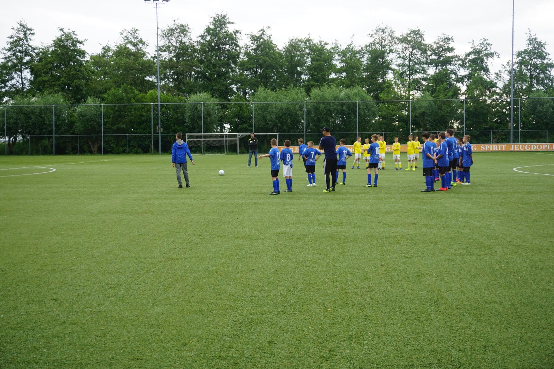 Relacja z wyjazdu na turniej do  Holandii :MEMORIAL CUP COEN MOULIJN, Holandia. U9,10 - 07.06 - 09.06 — zdjęcie 62