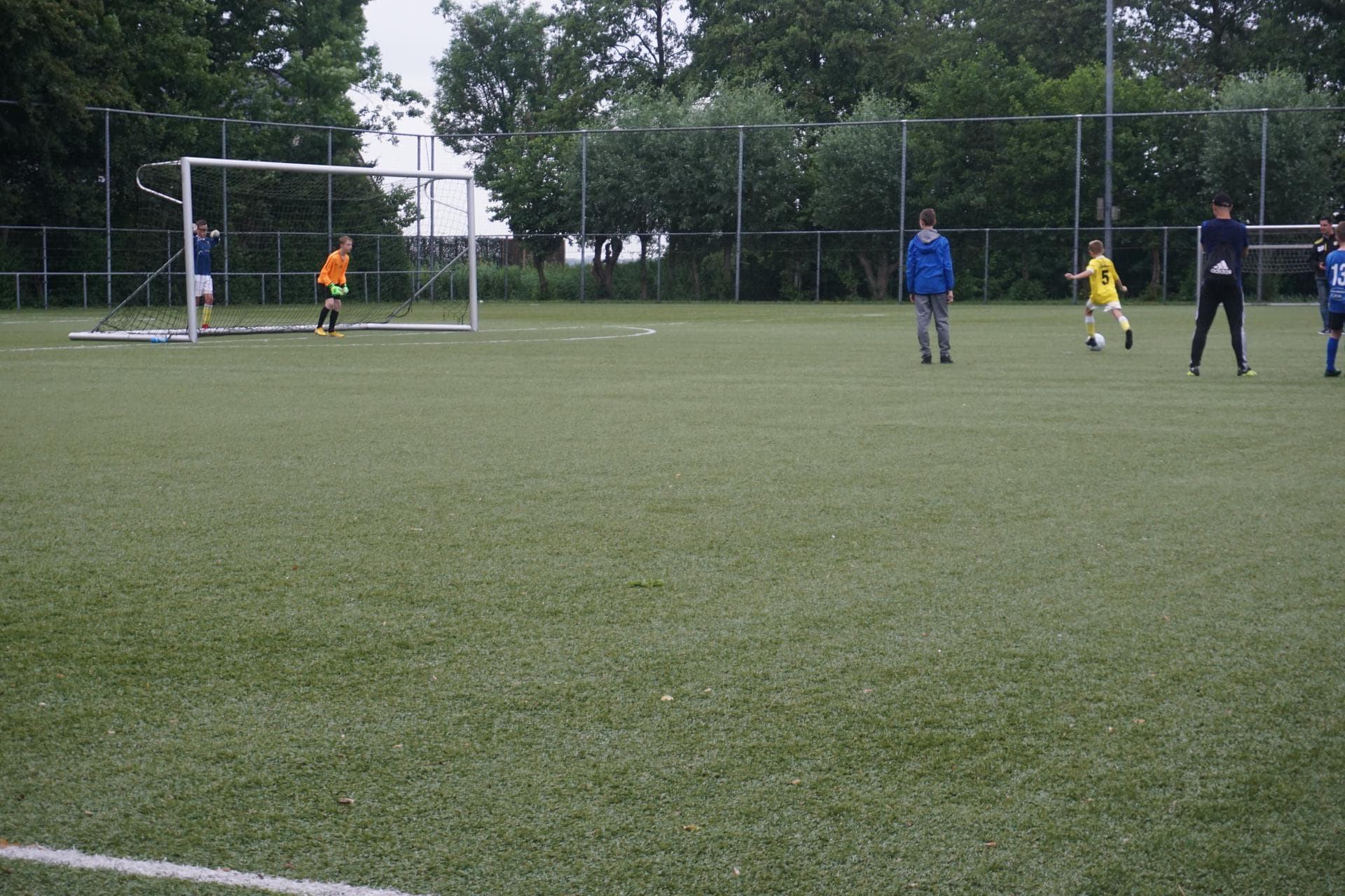Relacja z wyjazdu na turniej do  Holandii :MEMORIAL CUP COEN MOULIJN, Holandia. U9,10 - 07.06 - 09.06 — zdjęcie 65