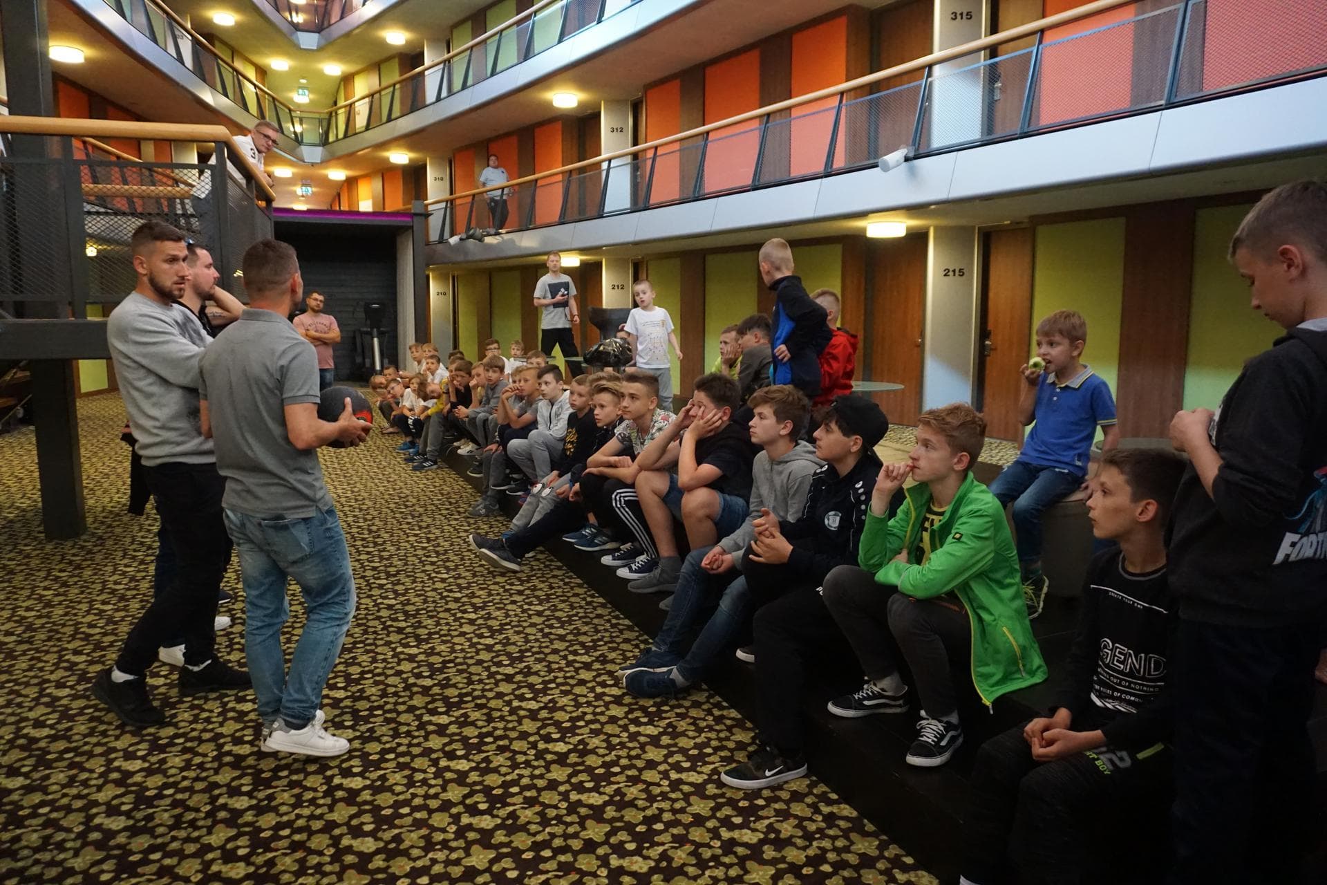 Relacja z wyjazdu na turniej do  Holandii :MEMORIAL CUP COEN MOULIJN, Holandia. U9,10 - 07.06 - 09.06 — zdjęcie 140