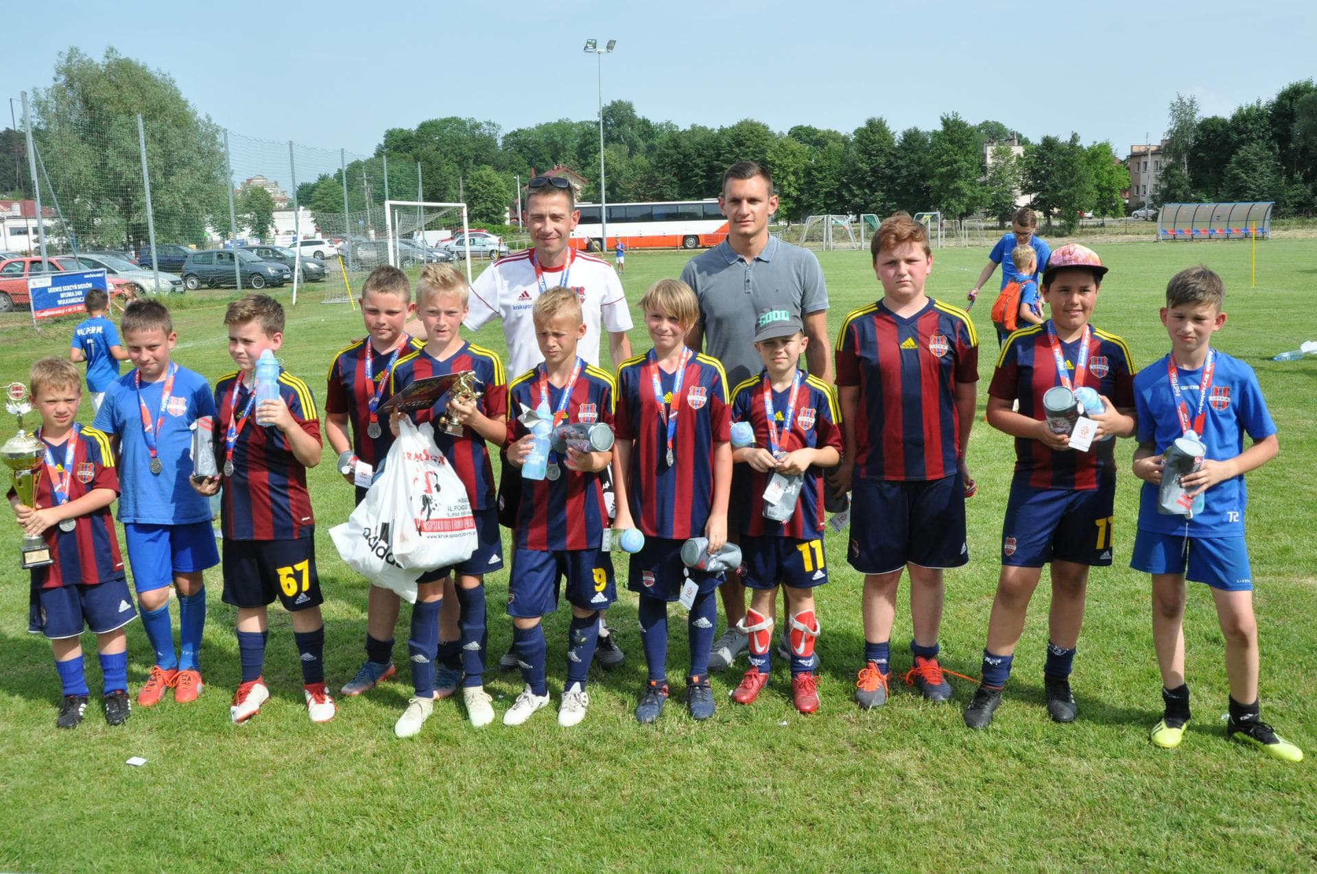 ORLIKI Z PUCHAREM „DZIEŃ PIŁKARZA – KRYSPINÓW” — zdjęcie 162