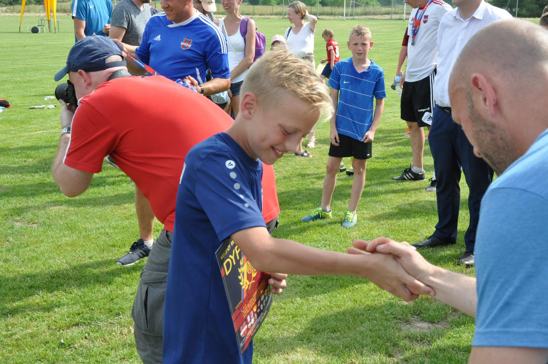 ORLIKI Z PUCHAREM „DZIEŃ PIŁKARZA – KRYSPINÓW” — zdjęcie 174