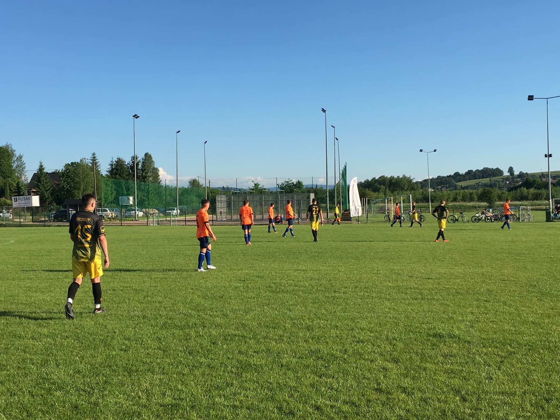 Radziszowianka II - Strzelcy Kraków: 0-1 — zdjęcie 4