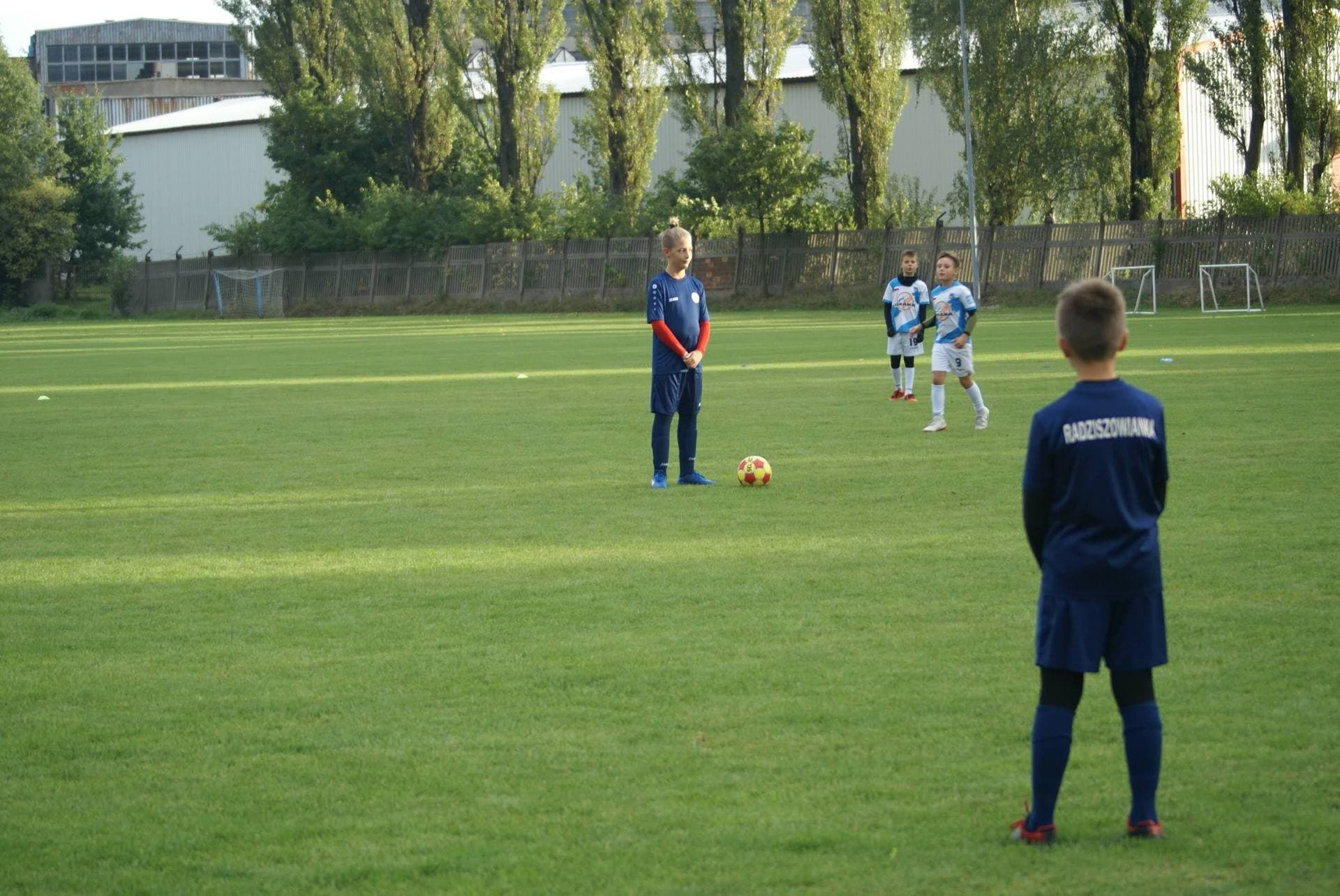 Orliki: Milenium Skawina - AP Radziszowianka — zdjęcie 15