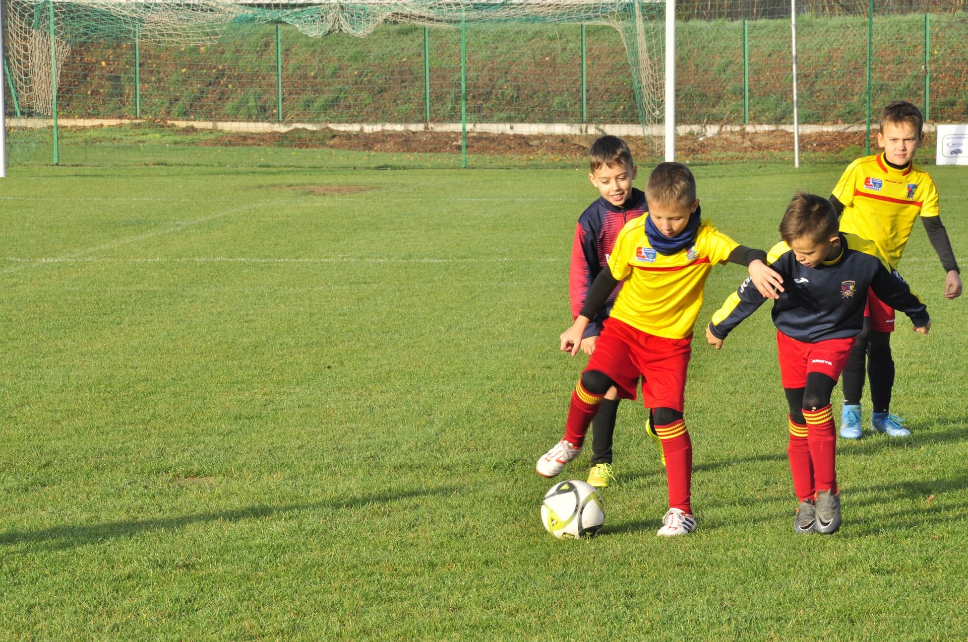 Turniej Piłkarski dla rocznika 2012 - RADZISZOWIANKA CUP I EDYCJA. Fotorelacja. — zdjęcie 17