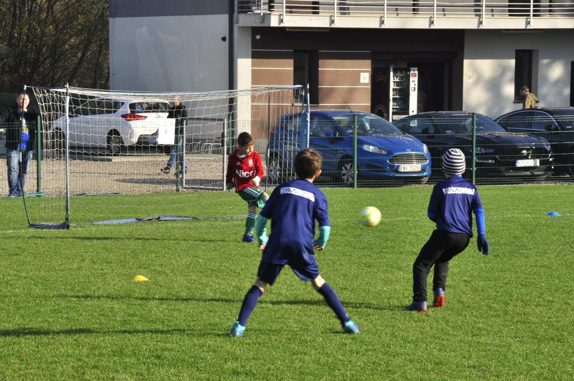 Turniej Piłkarski dla rocznika 2012 - RADZISZOWIANKA CUP I EDYCJA. Fotorelacja. — zdjęcie 156