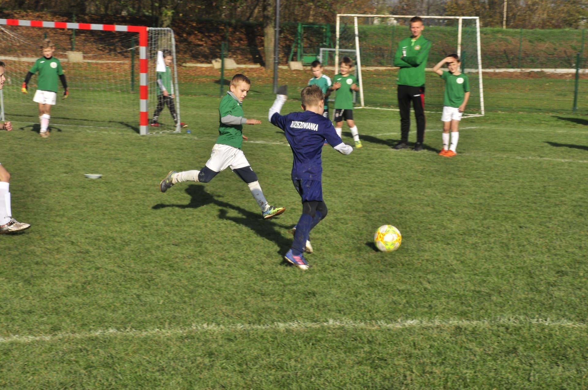 Turniej Piłkarski dla rocznika 2012 - RADZISZOWIANKA CUP I EDYCJA. Fotorelacja. — zdjęcie 204