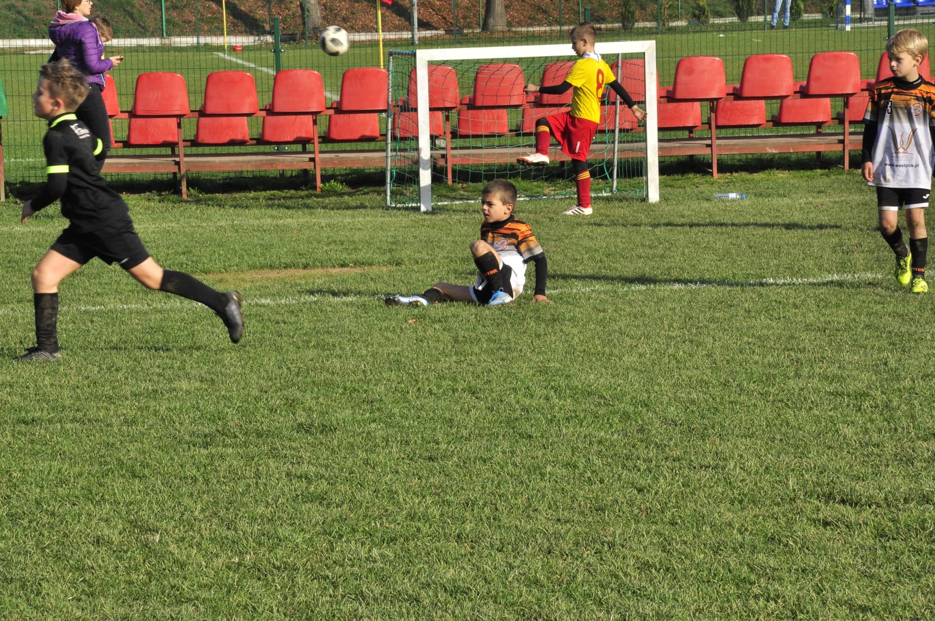 Turniej Piłkarski dla rocznika 2012 - RADZISZOWIANKA CUP I EDYCJA. Fotorelacja. — zdjęcie 224