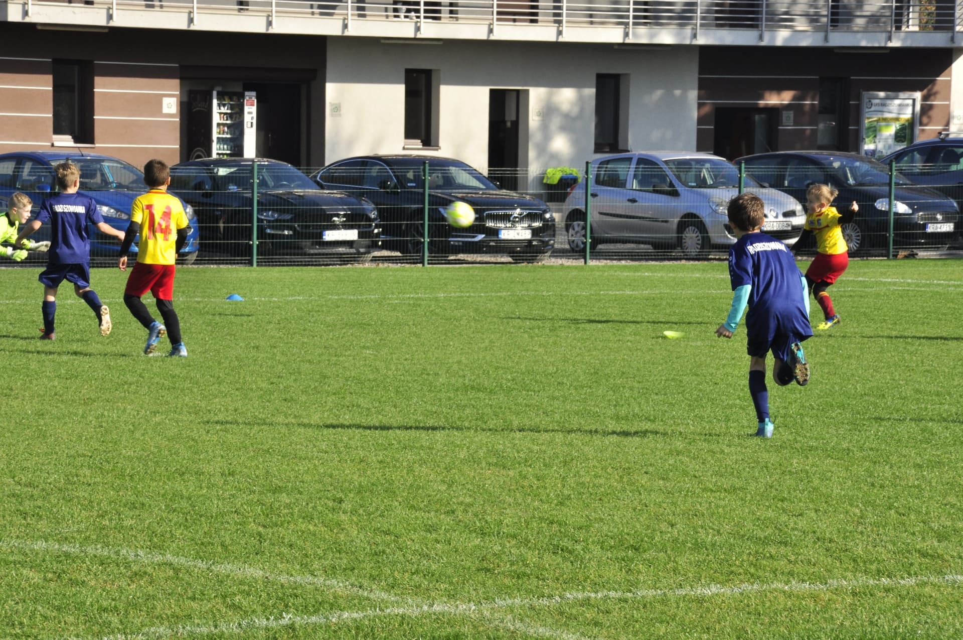 Turniej Piłkarski dla rocznika 2012 - RADZISZOWIANKA CUP I EDYCJA. Fotorelacja. — zdjęcie 276
