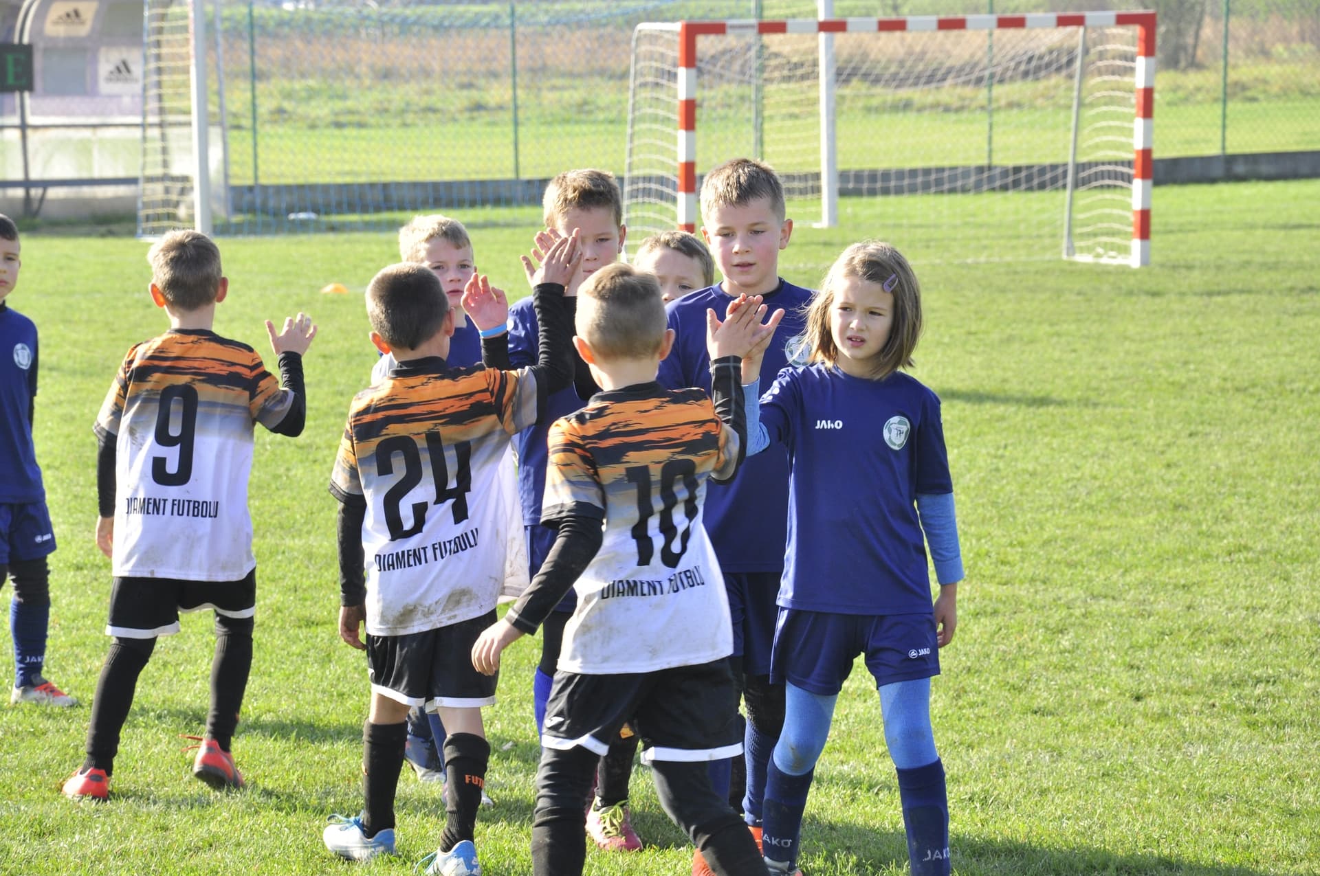 Turniej Piłkarski dla rocznika 2012 - RADZISZOWIANKA CUP I EDYCJA. Fotorelacja. — zdjęcie 322
