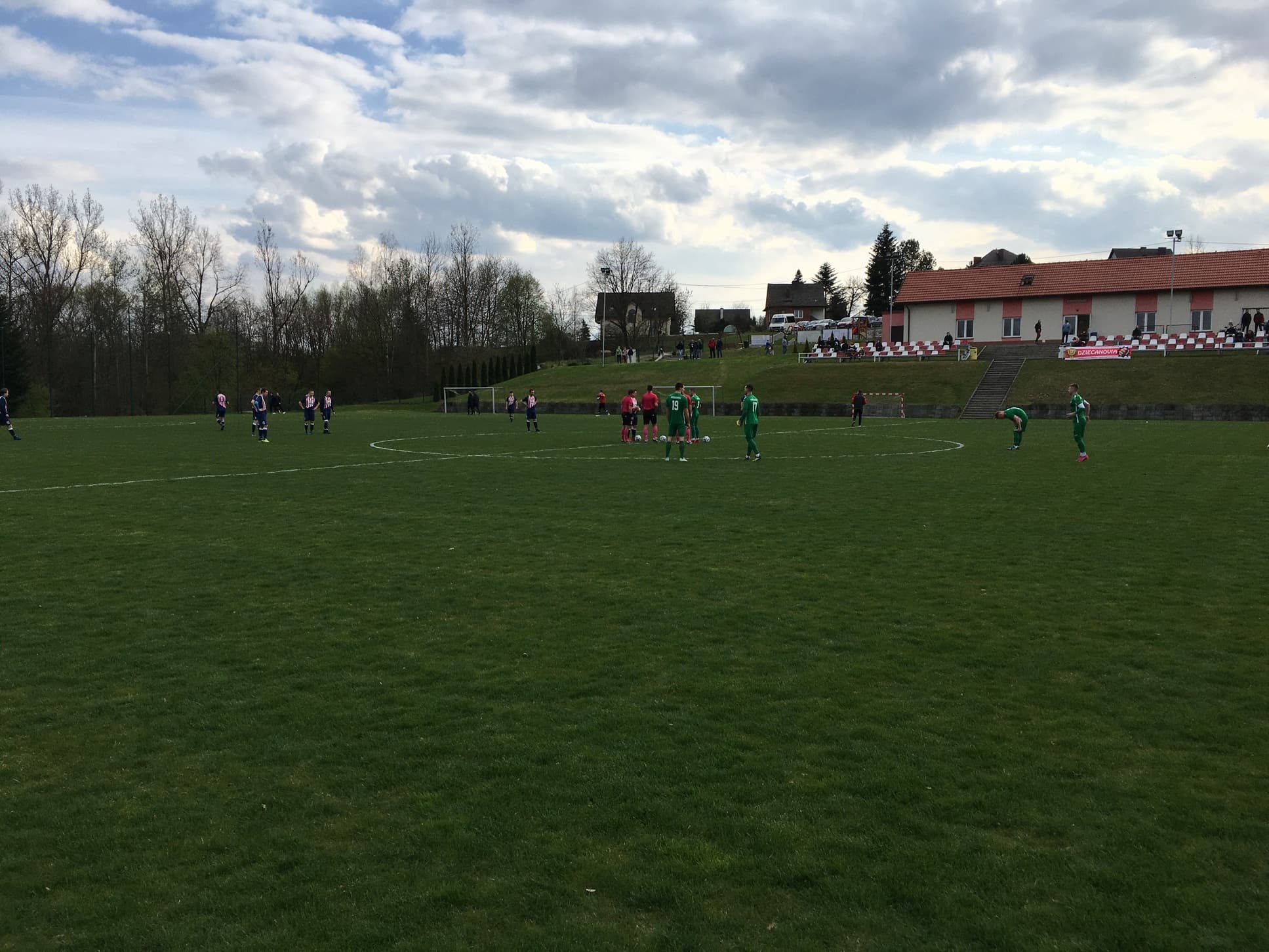 Dziekanovia - Radziszowianka 1:2 — zdjęcie 2