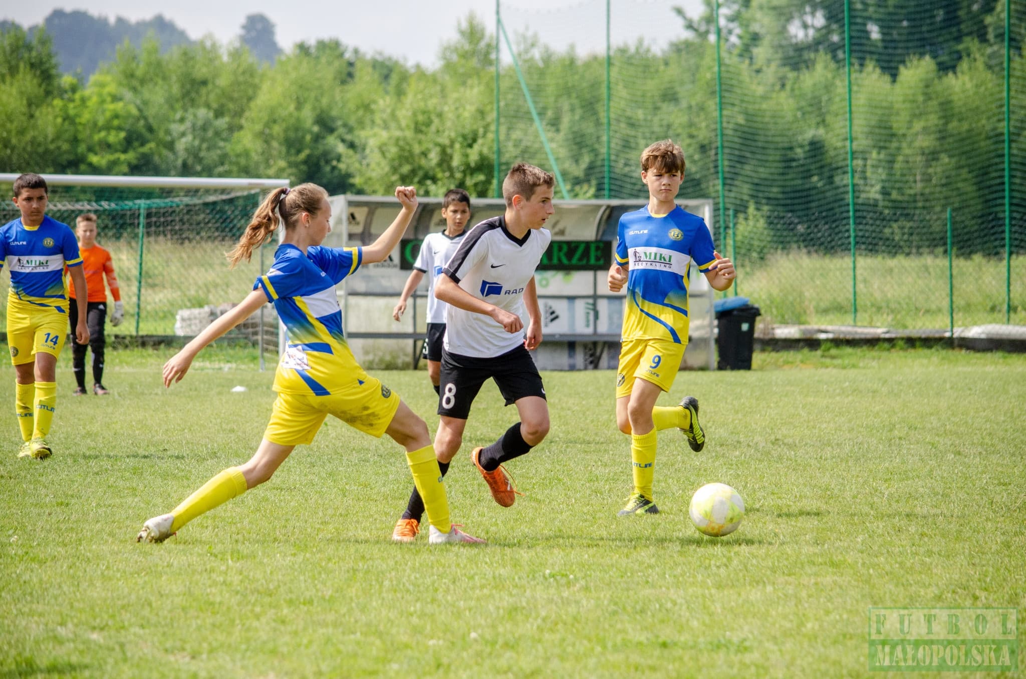 Radziszowianka Cup dla rocznika 2008 - piłkarski maraton w Radziszowie (foto)