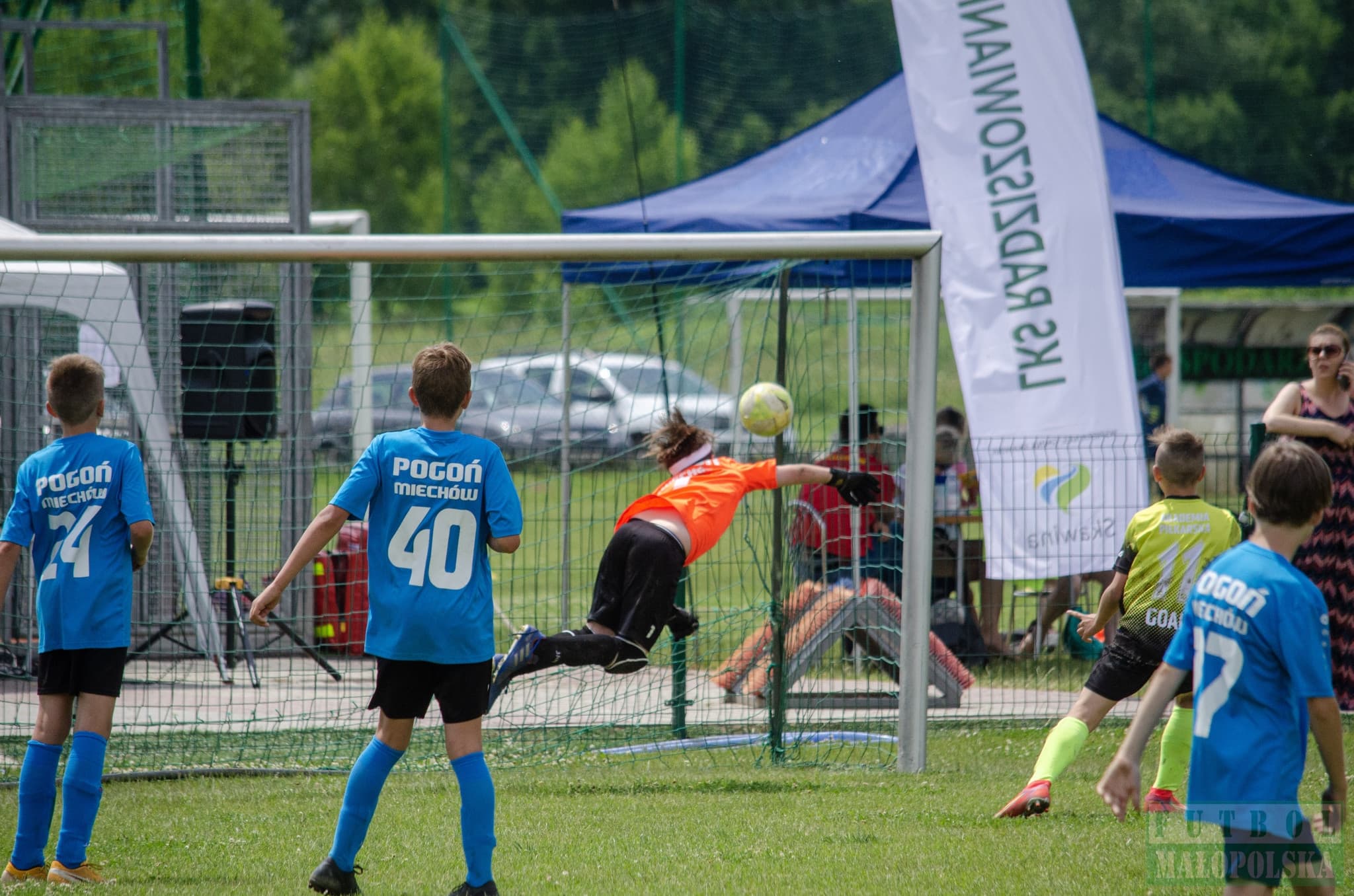 Radziszowianka Cup dla rocznika 2008 - piłkarski maraton w Radziszowie (foto) — zdjęcie 176