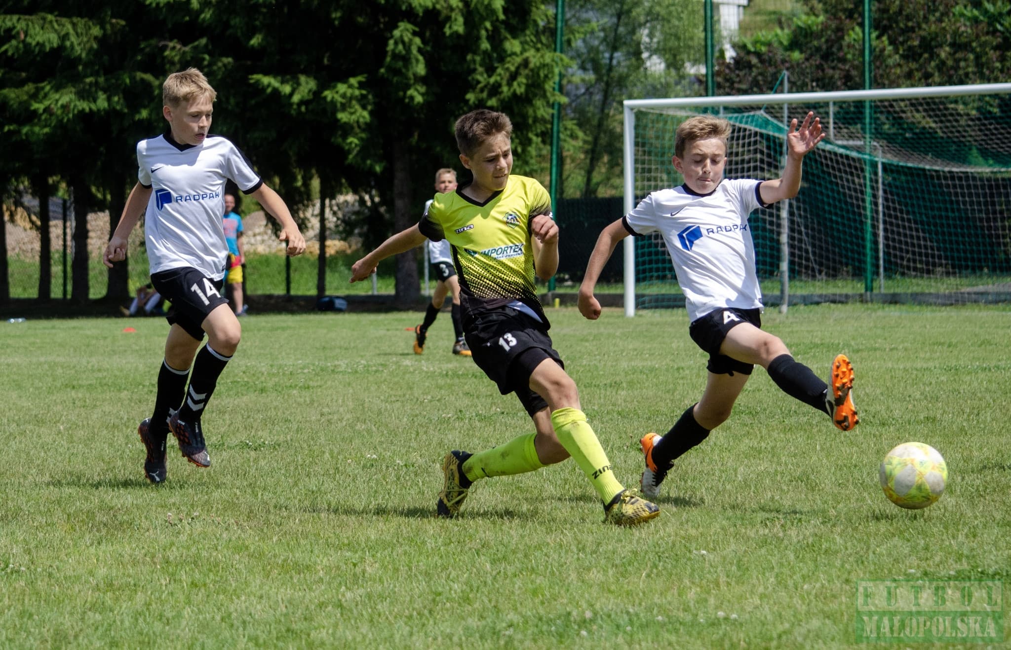 Radziszowianka Cup dla rocznika 2008 - piłkarski maraton w Radziszowie (foto) — zdjęcie 191