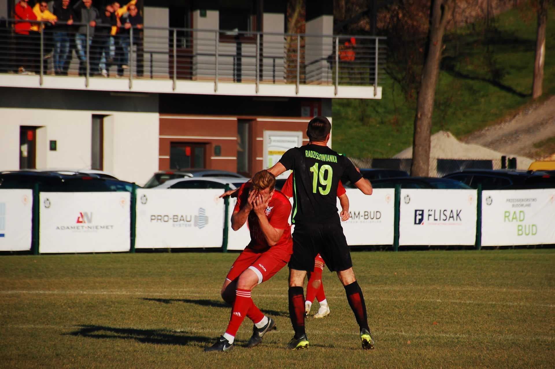 Radziszowianka - K.S. Orzeł Piaski Wielkie 5 :1 — zdjęcie 53