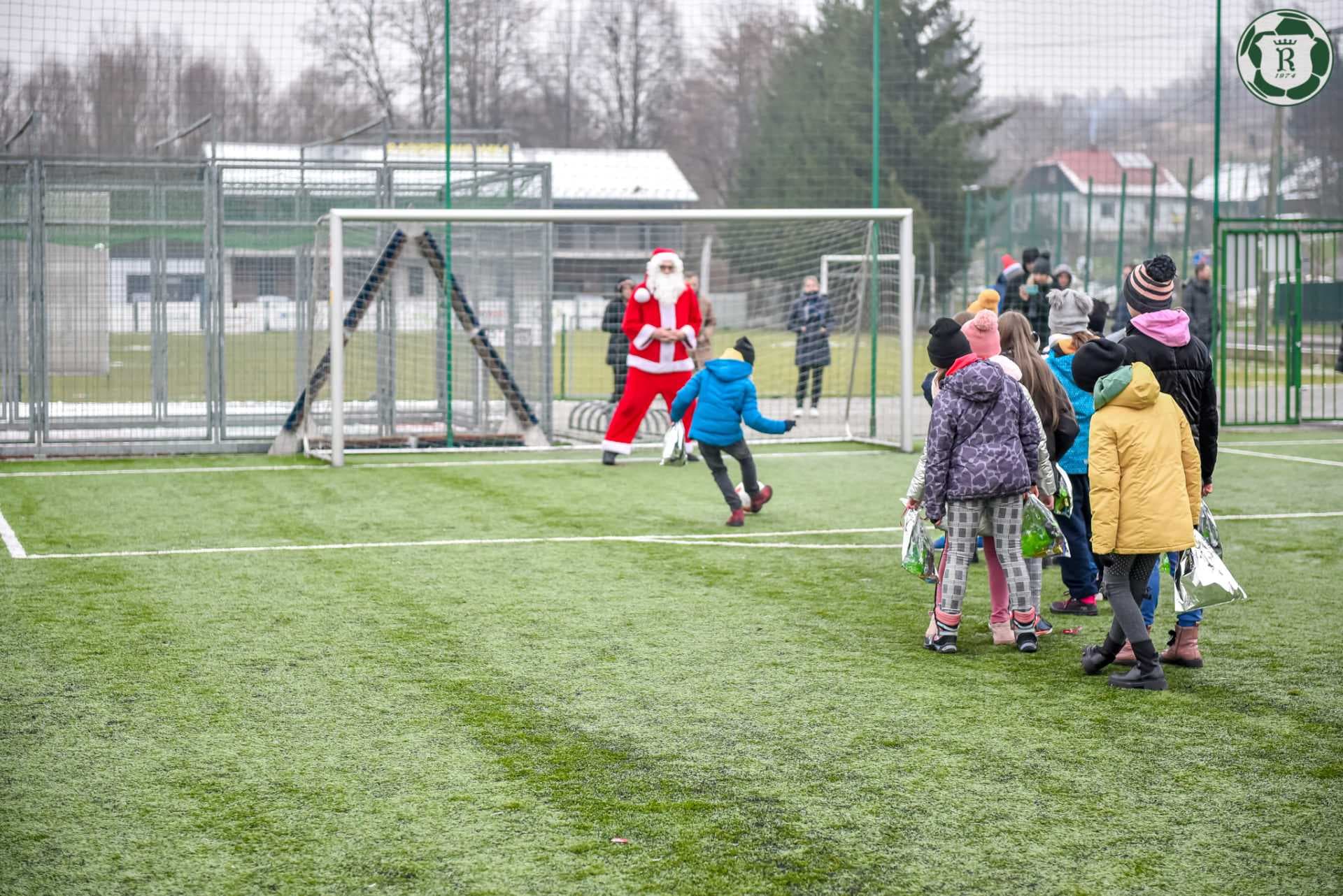 Mikołajki na Radziszowiance!!! — zdjęcie 71