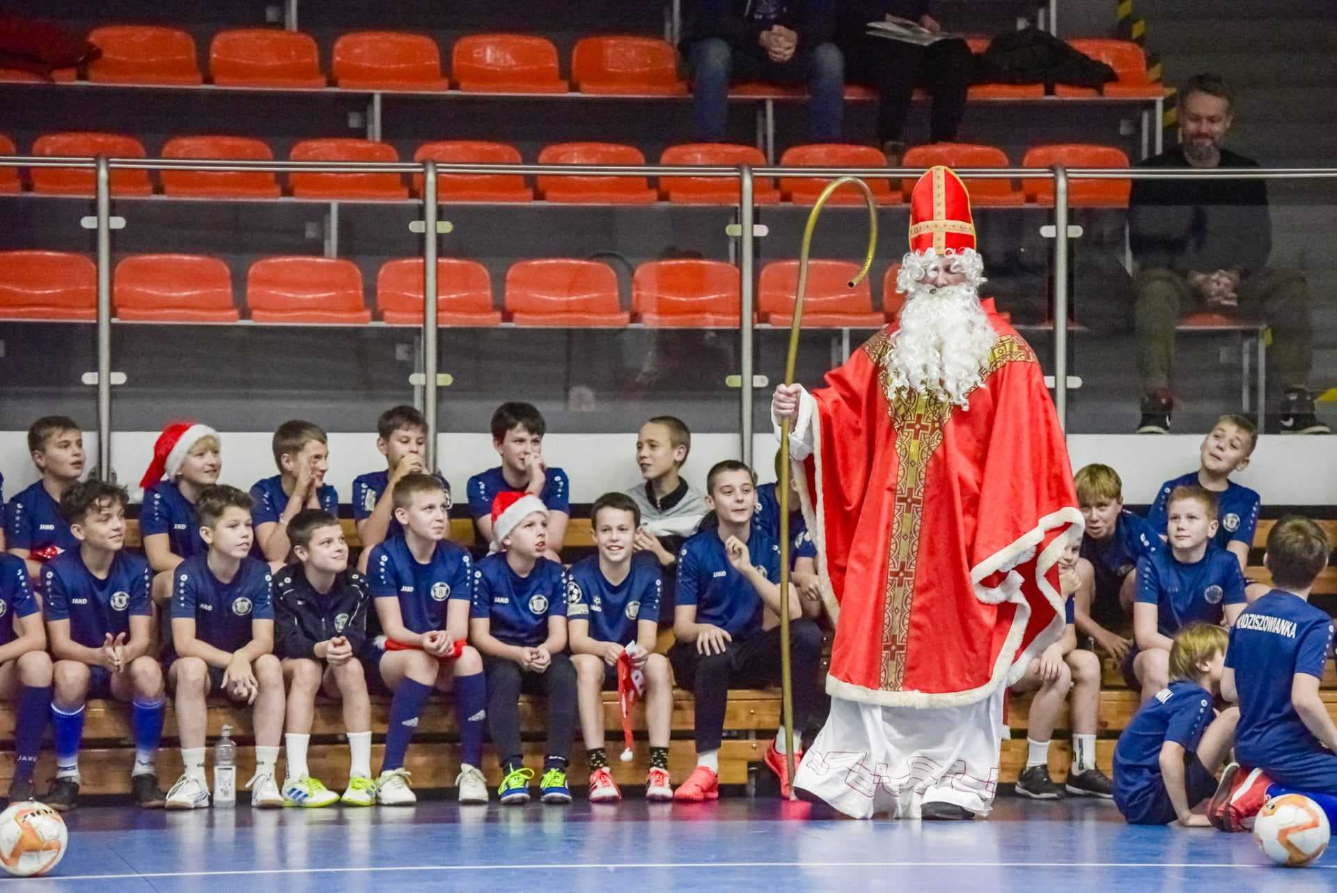 FOTORELACJA Mikołajki z Radziszowianka Radziszów 