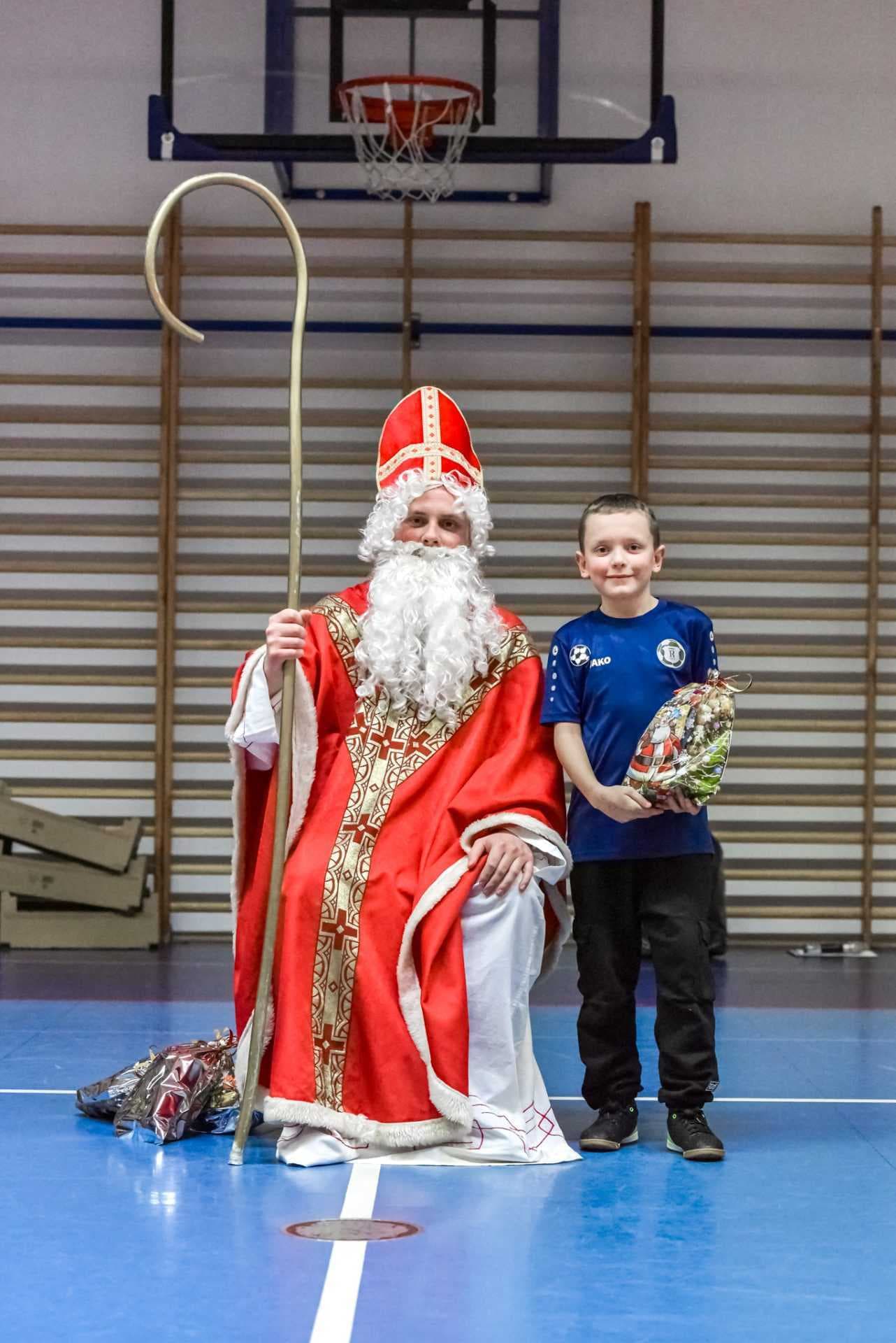 FOTORELACJA Mikołajki z Radziszowianka Radziszów  — zdjęcie 115