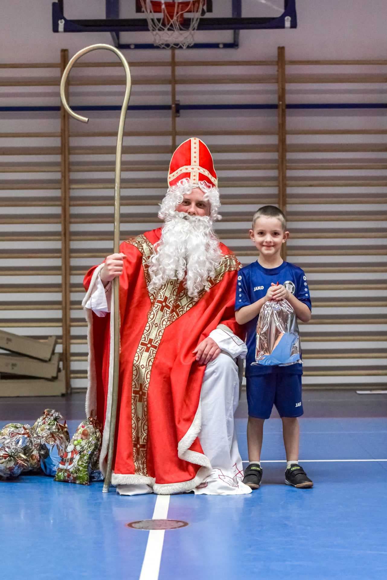 FOTORELACJA Mikołajki z Radziszowianka Radziszów  — zdjęcie 123