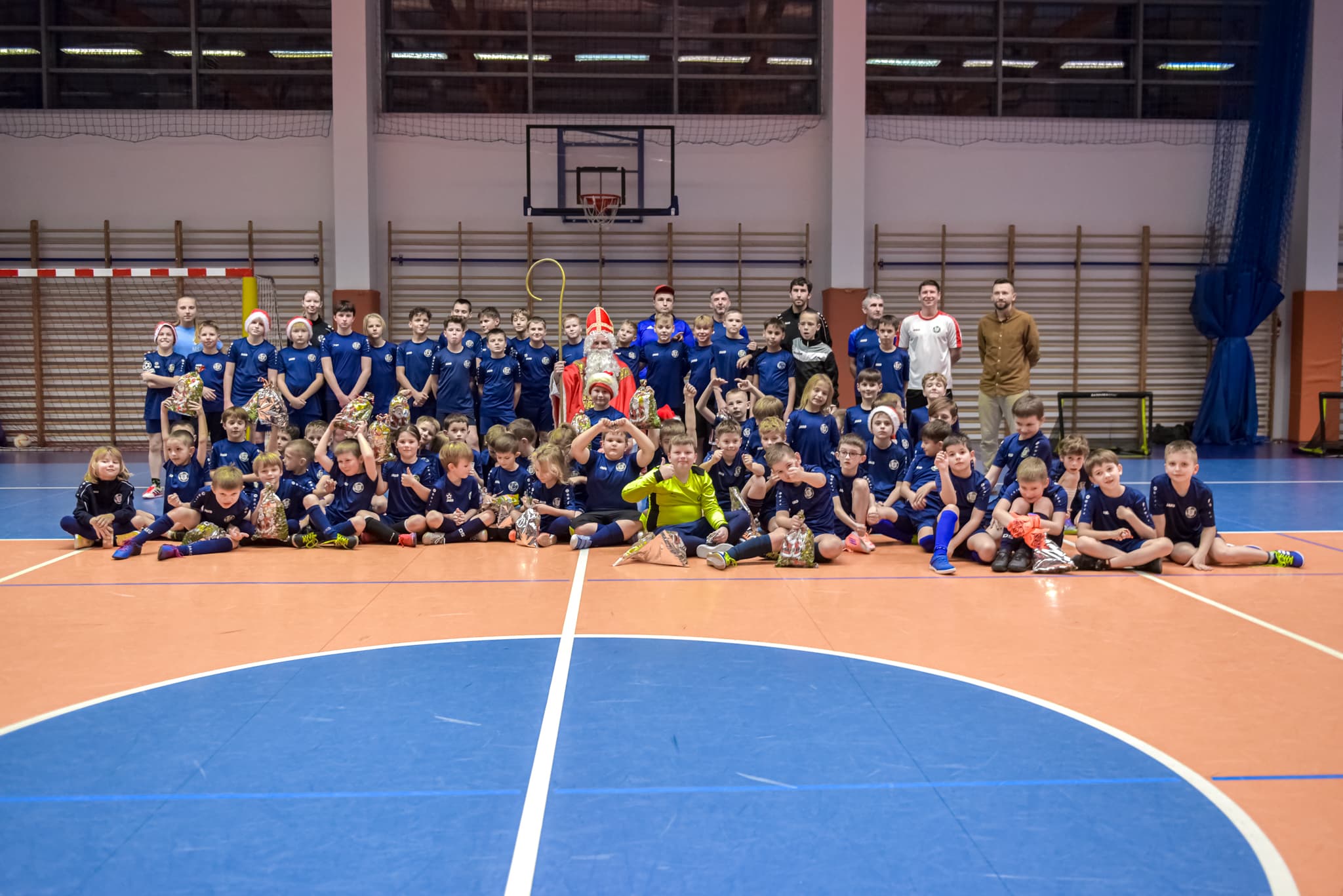 FOTORELACJA Mikołajki z Radziszowianka Radziszów  — zdjęcie 138