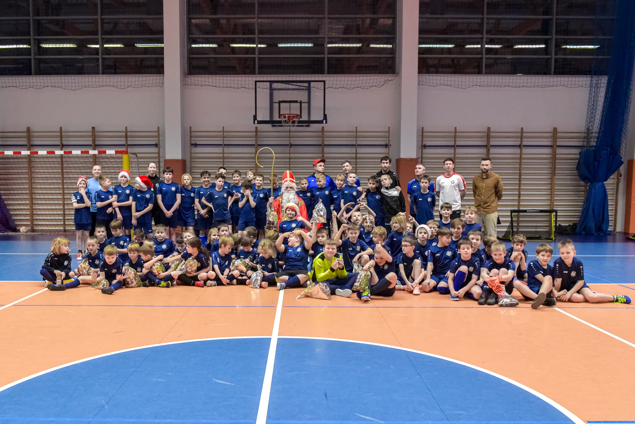 FOTORELACJA Mikołajki z Radziszowianka Radziszów  — zdjęcie 139