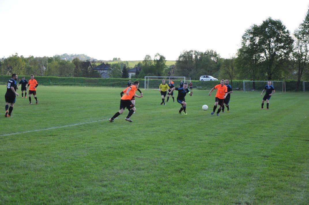 Radziszowianka II Piast Skawina 2