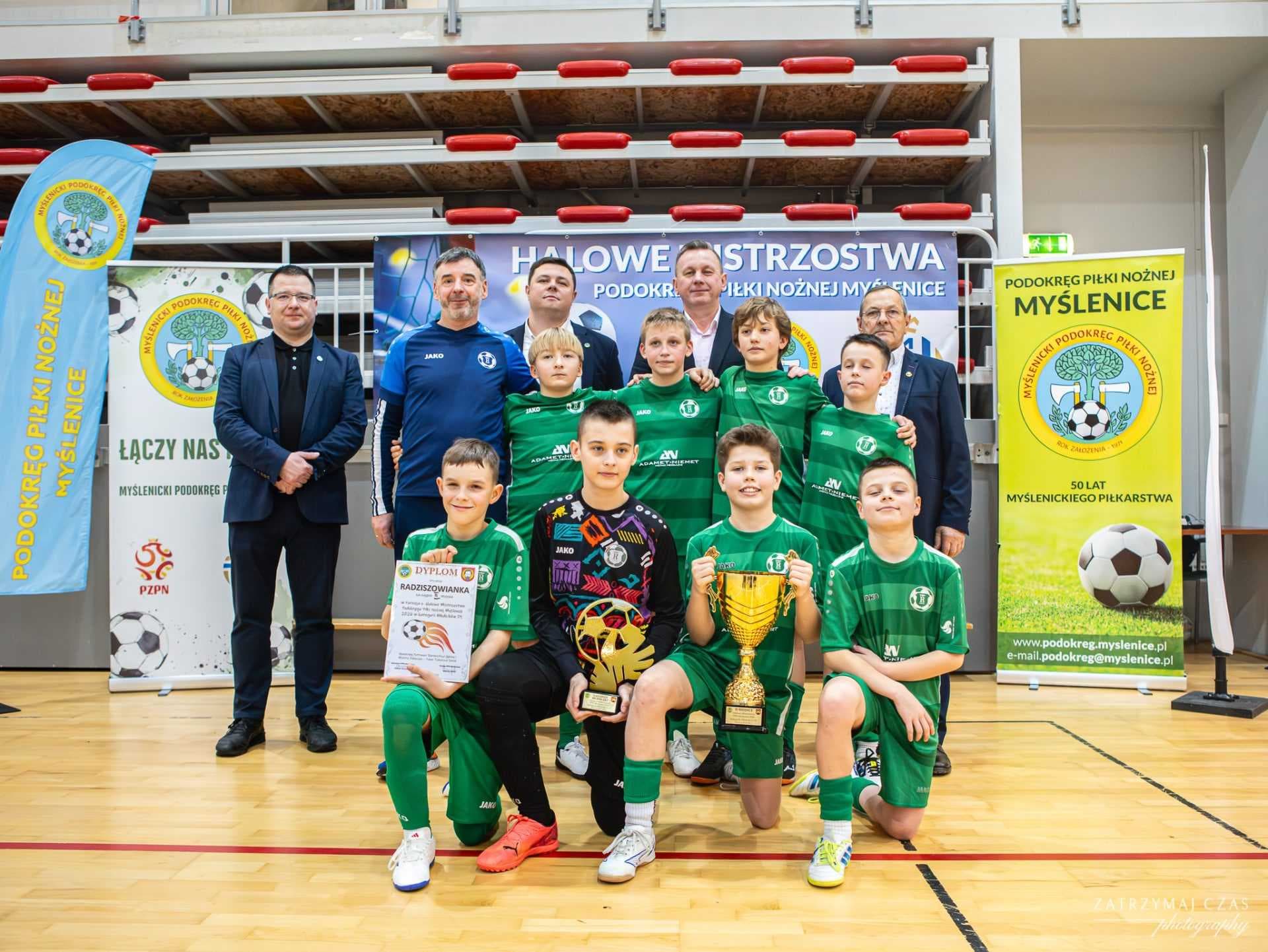 Młodziki WICEMISTRZAMI Ligi Halowej PPN Myślenice!